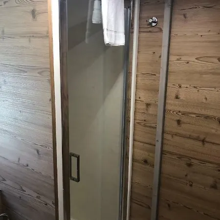 Camping Glamping Tuscany - Podere Cortesi *